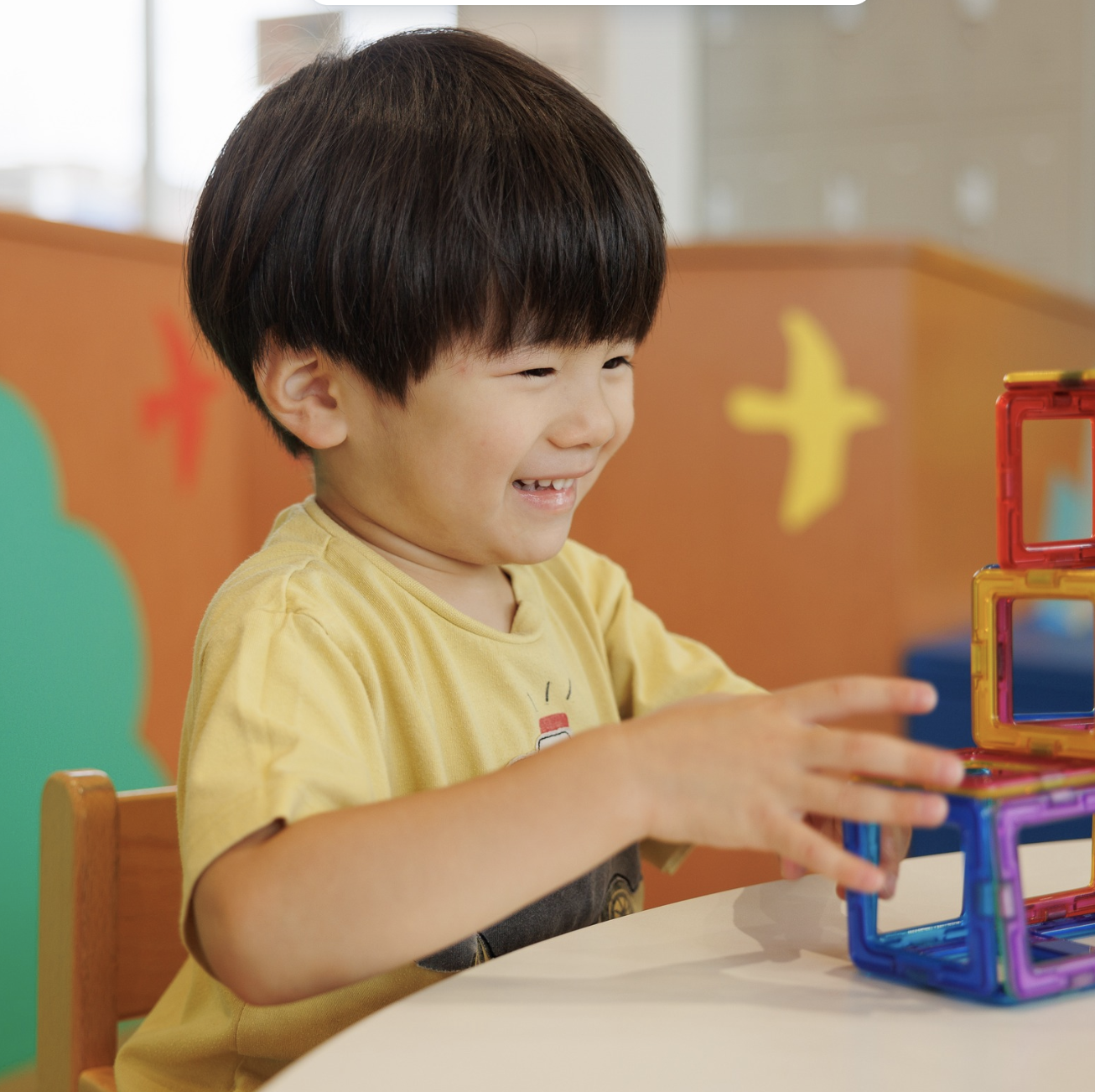 えすこーと保育園で遊ぶ子ども